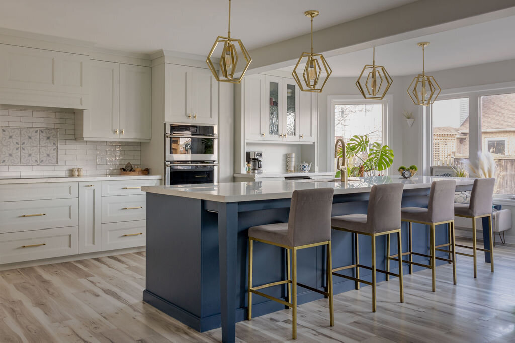 CabinetWorks-Shaver-1