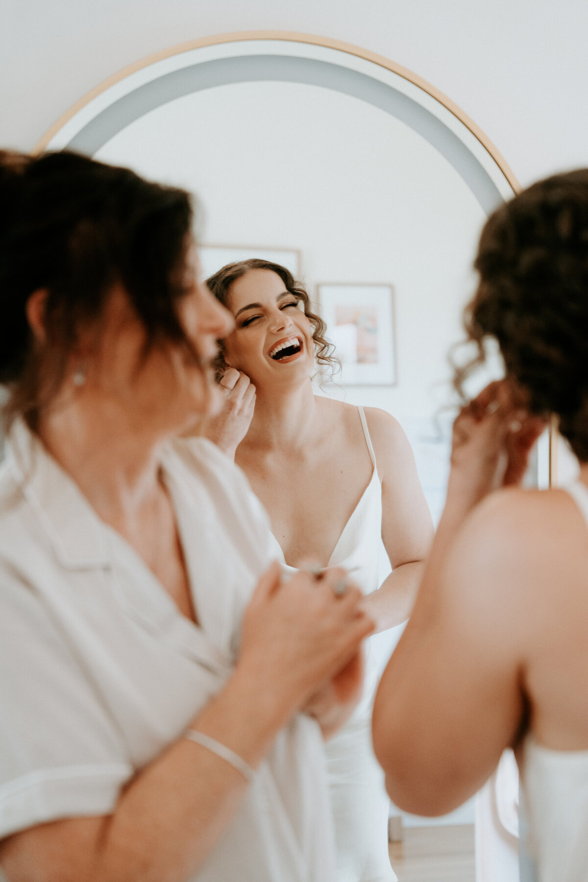 2024-12-14-Nikeisha + Jonathan Tennent Mewburn Park Homestead Wedding Daisy + Pine GIFs-164