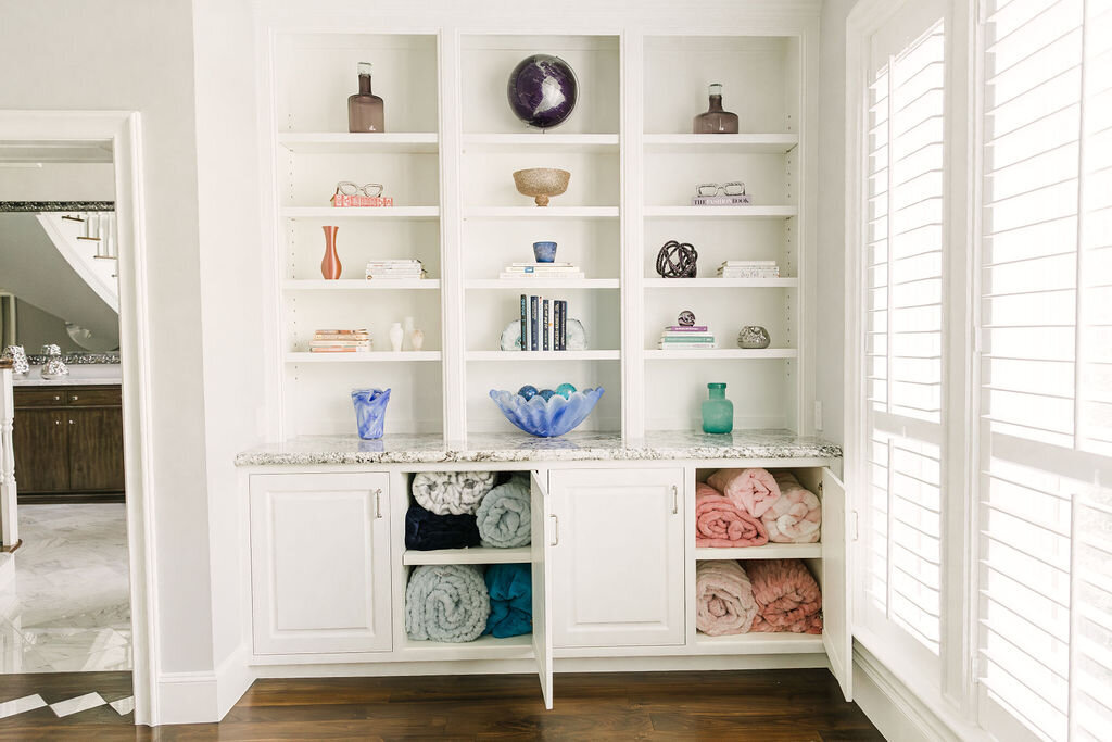 home_organizing_blankets