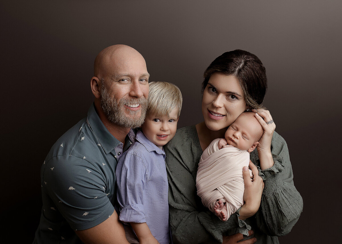Edmonton Newborn Photography_Kelsie Kelly Photographer new 2024 (11)