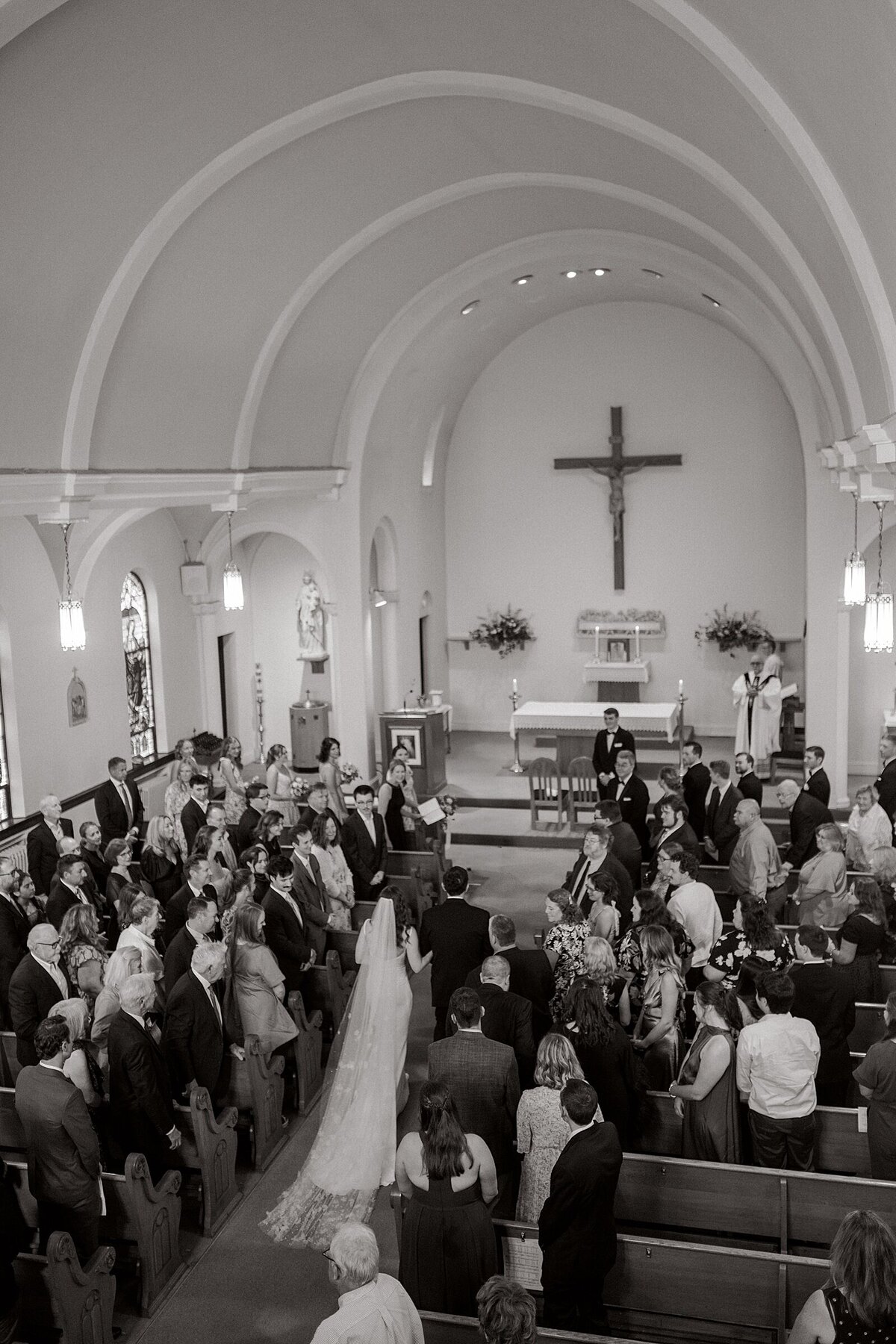 Chicago-Detroit-Catholic-Wedding-Photographers-_0030-1