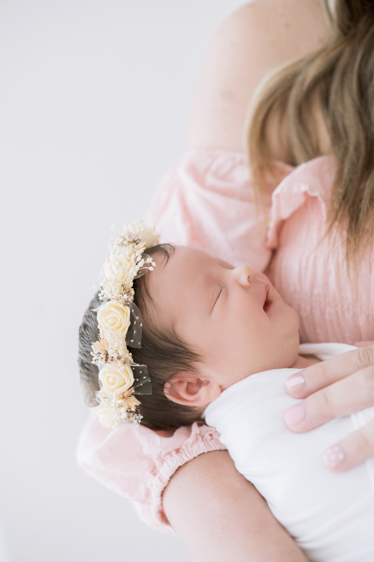 Austin-Newborn-Photographer-40