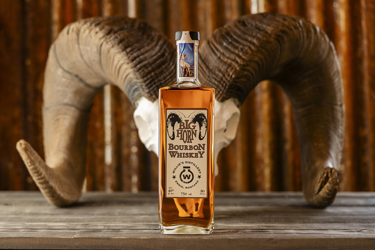 Shanna-Mae-Photography-Montana-Photographer-Business-Brand-Product-Food-Beverage-Distillery-Cocktails-Drinks-WilliesHuckleberry-Rye-Whiskey-Bourbon-Vodka-Moonshine-117