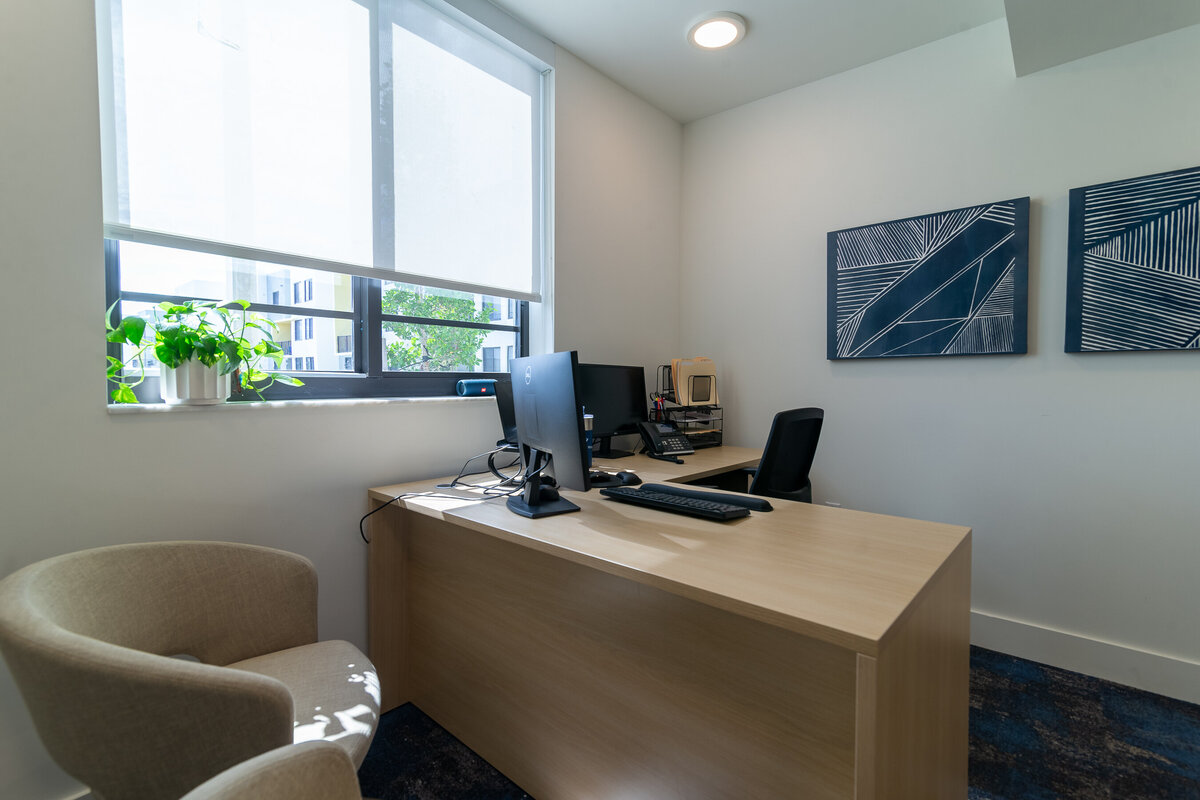 062524BERKELYPALMBEACH-132