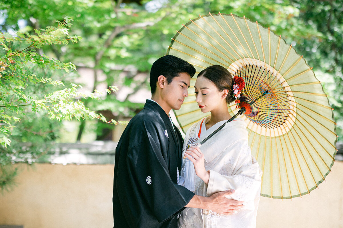 studio-dukesa-amy-huang-fine-art-destination-wedding-film-photography-showit-design-partner-hakone-75