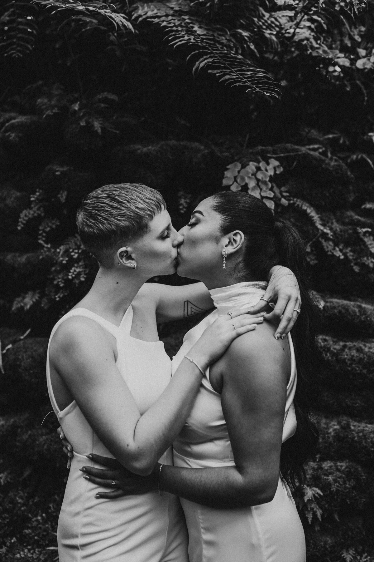 Garfield-Conservatory-Elopement-Chicago-Photographer-Queer-Affirming-72
