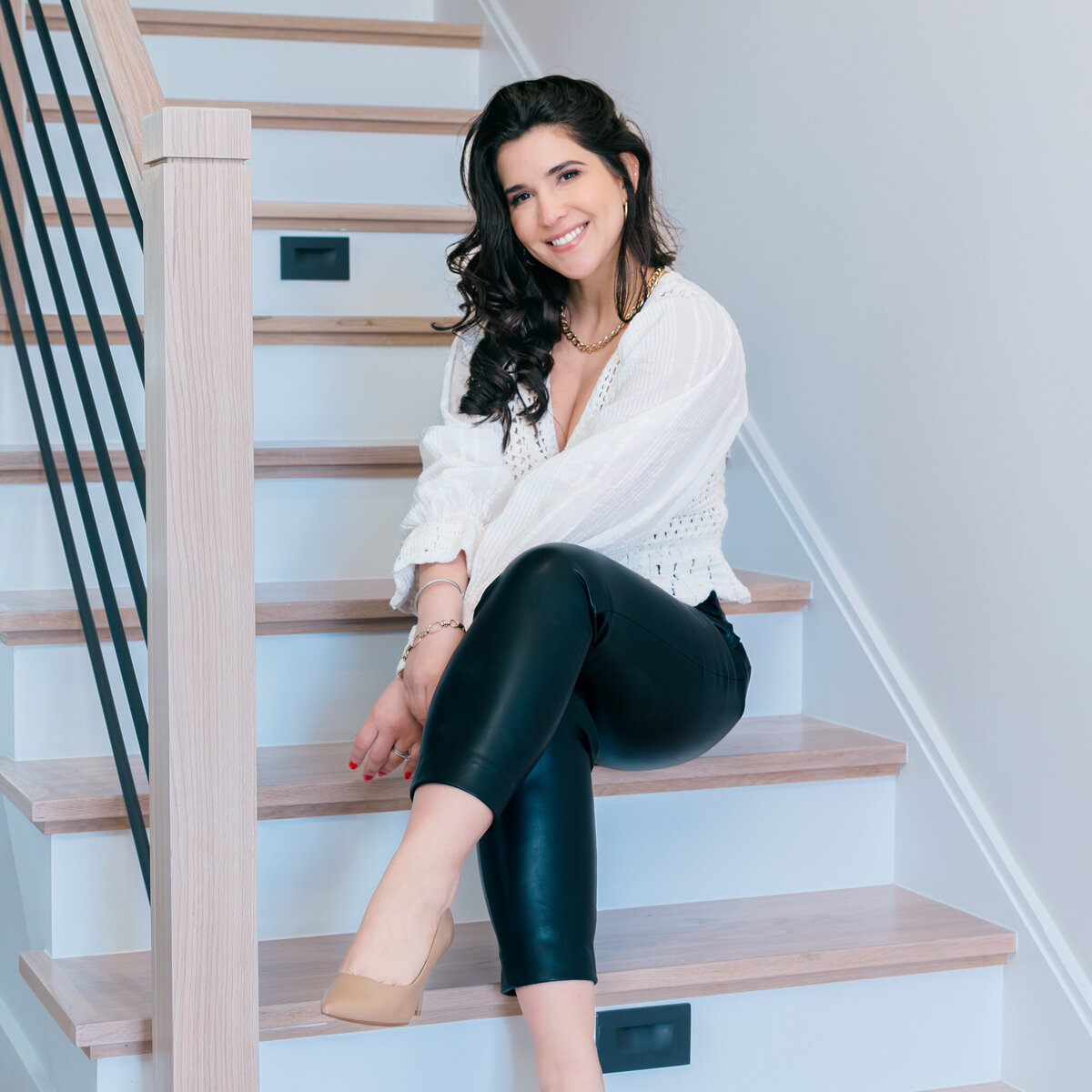 realtor-on-stairs