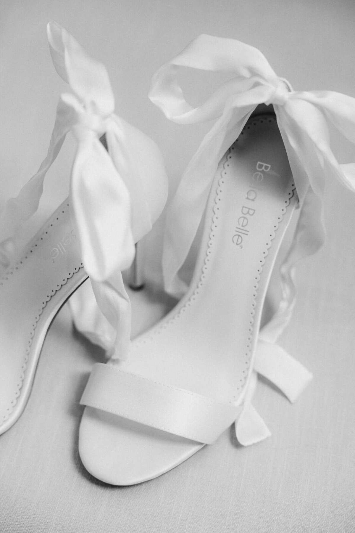 intimate-wedding-vienna-palais-coburg-nfl-player-2