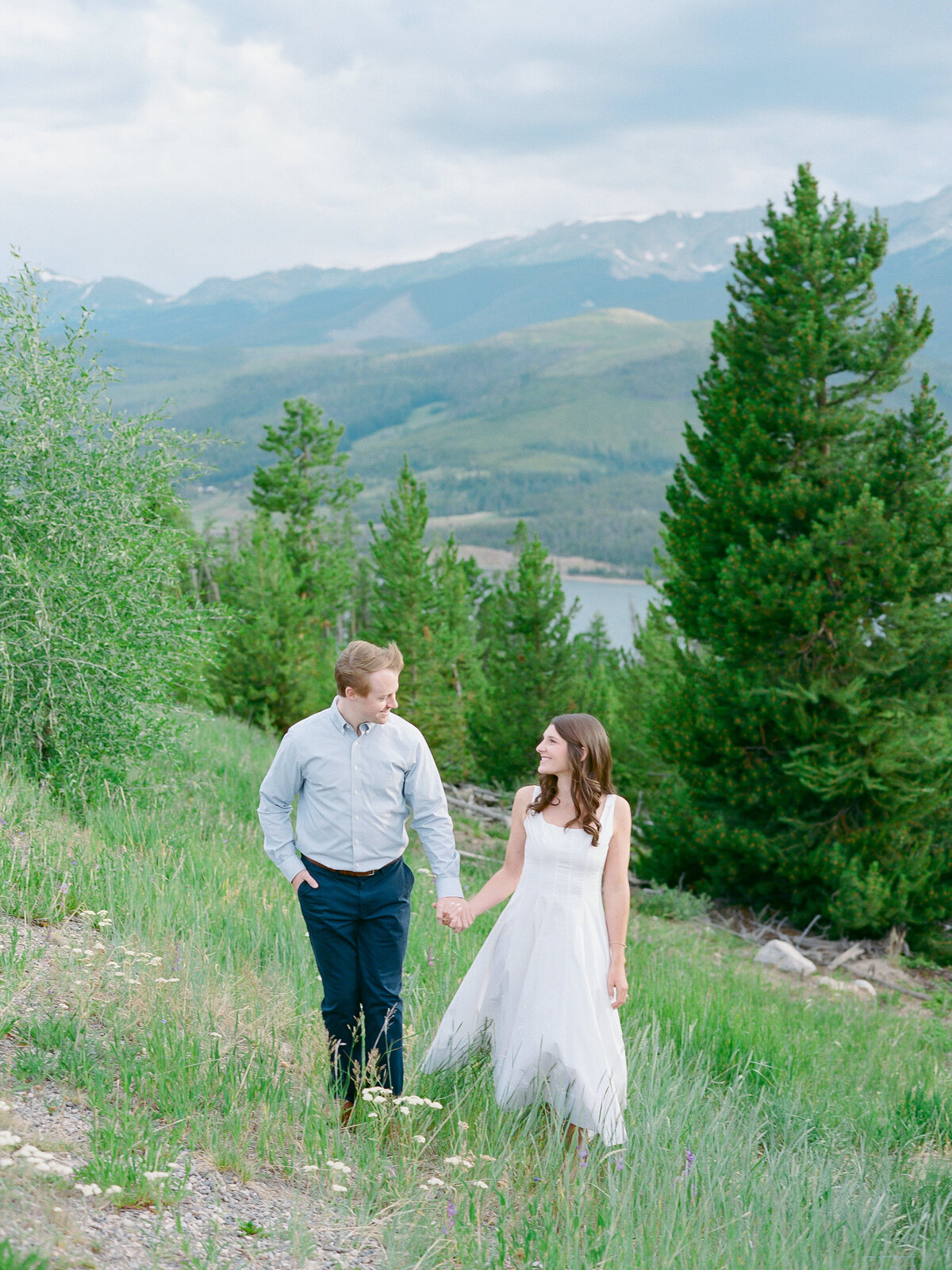 Loveland-Pass-Engagement-Photos-9