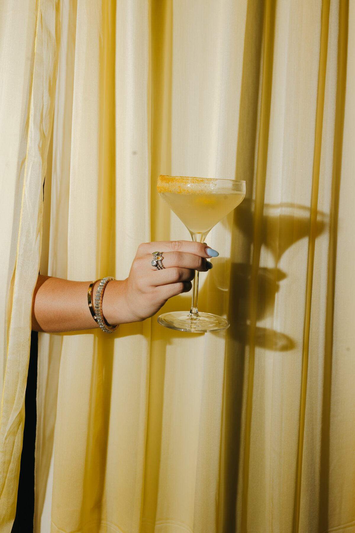 Cacie_Carroll@CacieCarrollPhotography_ButterYellowDinnerParty_MadisonKayEvents_TheSanctuaryResort_ParadiseValleyArizona-162