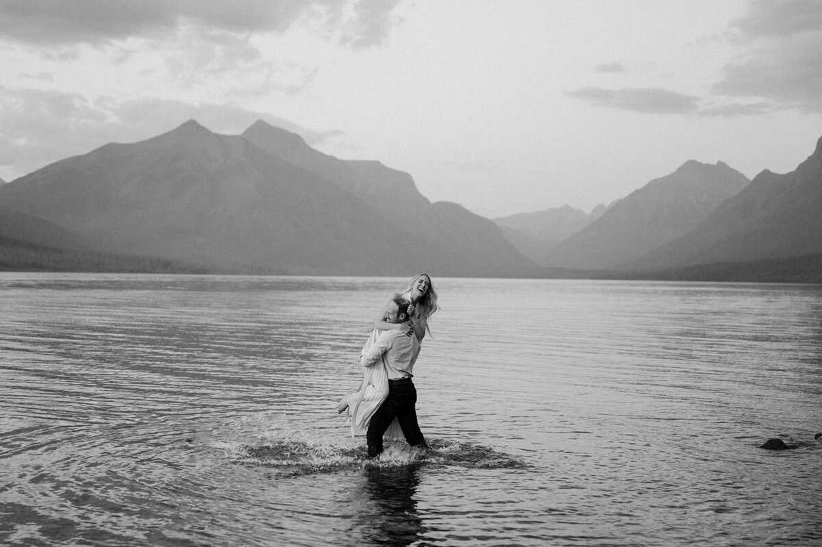 vintage-hollywood-glacier-national-park-elopement-presley-gray-photo1538-2