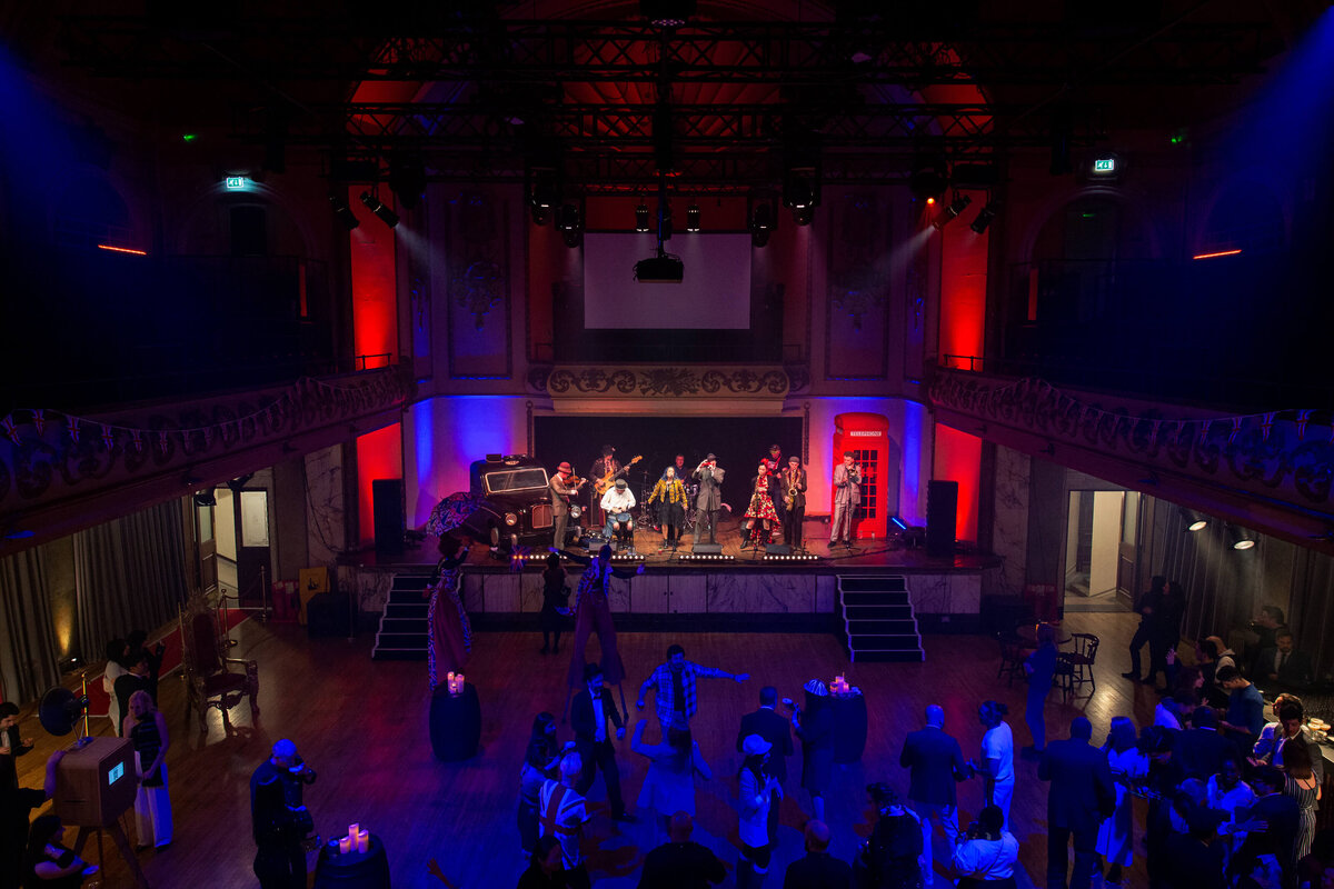 28 party-at-shoreditch-town-hall