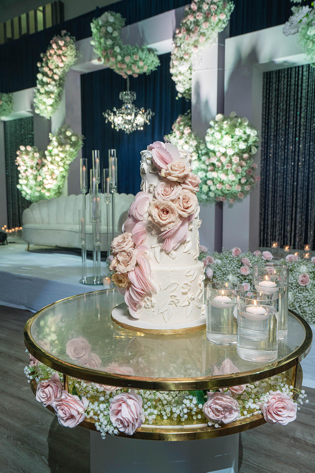 Toronto luxury wedding cake
