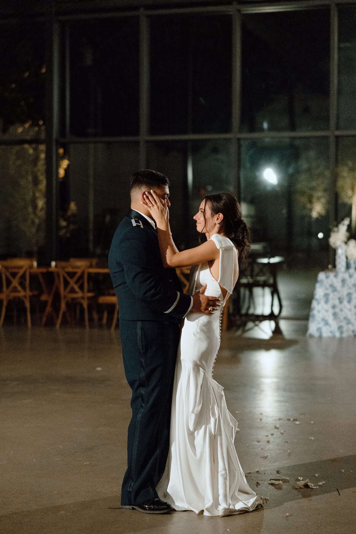 houston-wedding-photographer-angelina-loreta-photography-college-station-camp-hosea-weddings-bride-groom-anderson-texas-romantic-201