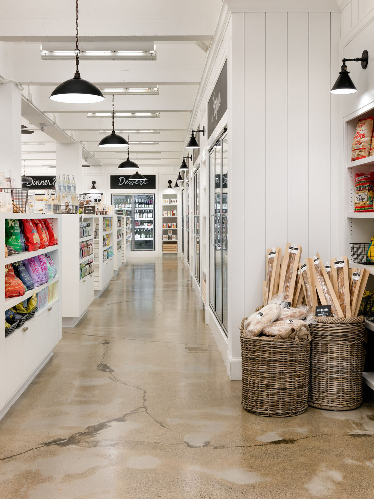 7-kitchen-and-market-boutique-grocery-panel-plank