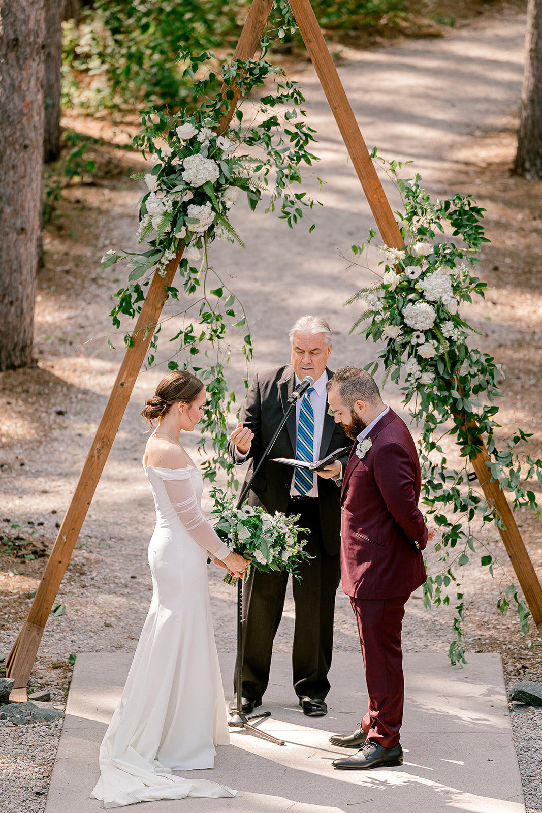 Minneapolis-Wedding-Photographer-Ceremony-51