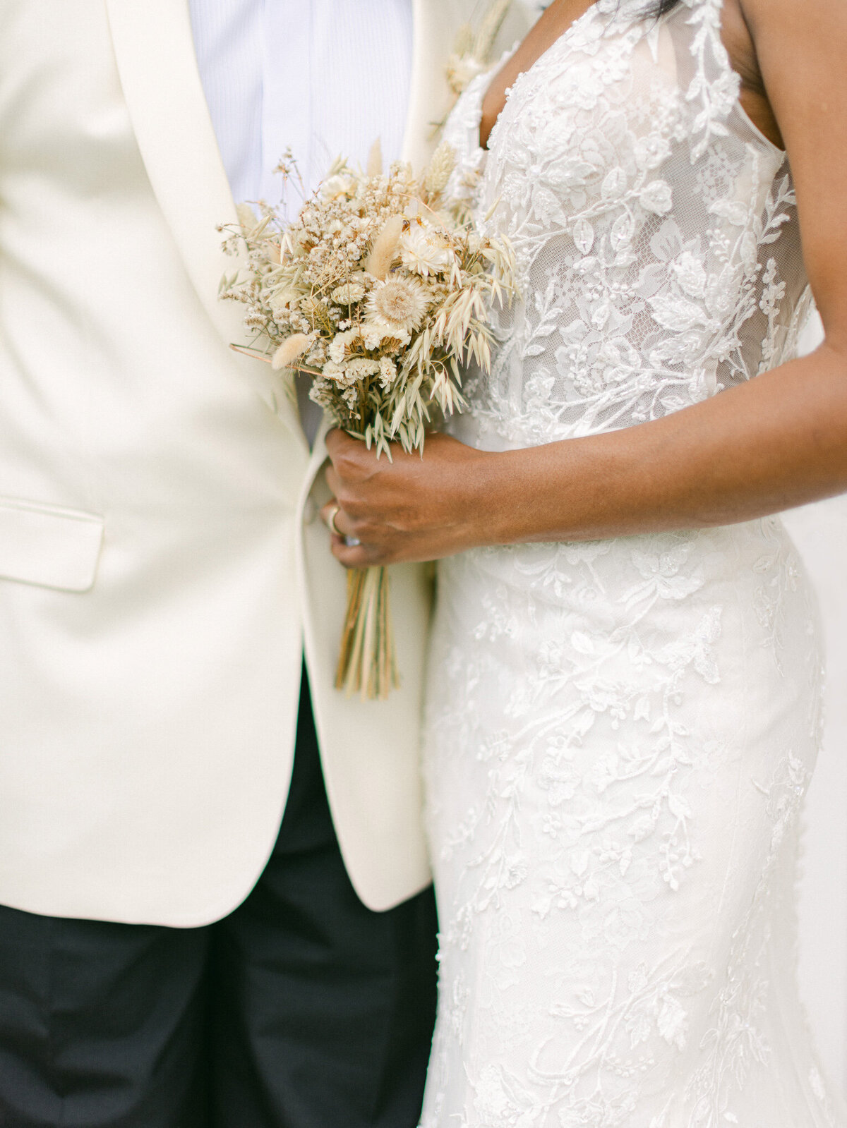 Kayla Stoate Photography Ardington House Wedding Editorial Bridal Couple Oxford _92A7107-Edit
