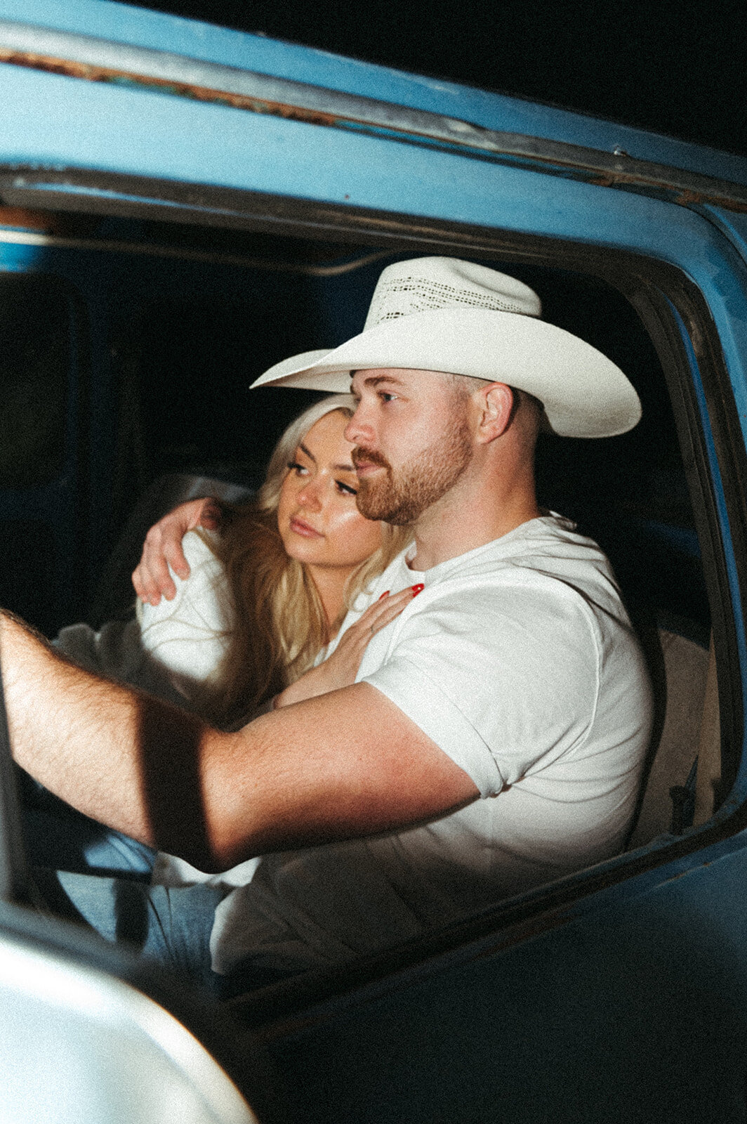 presley-gray-nighttime-western-montana-engagement0234
