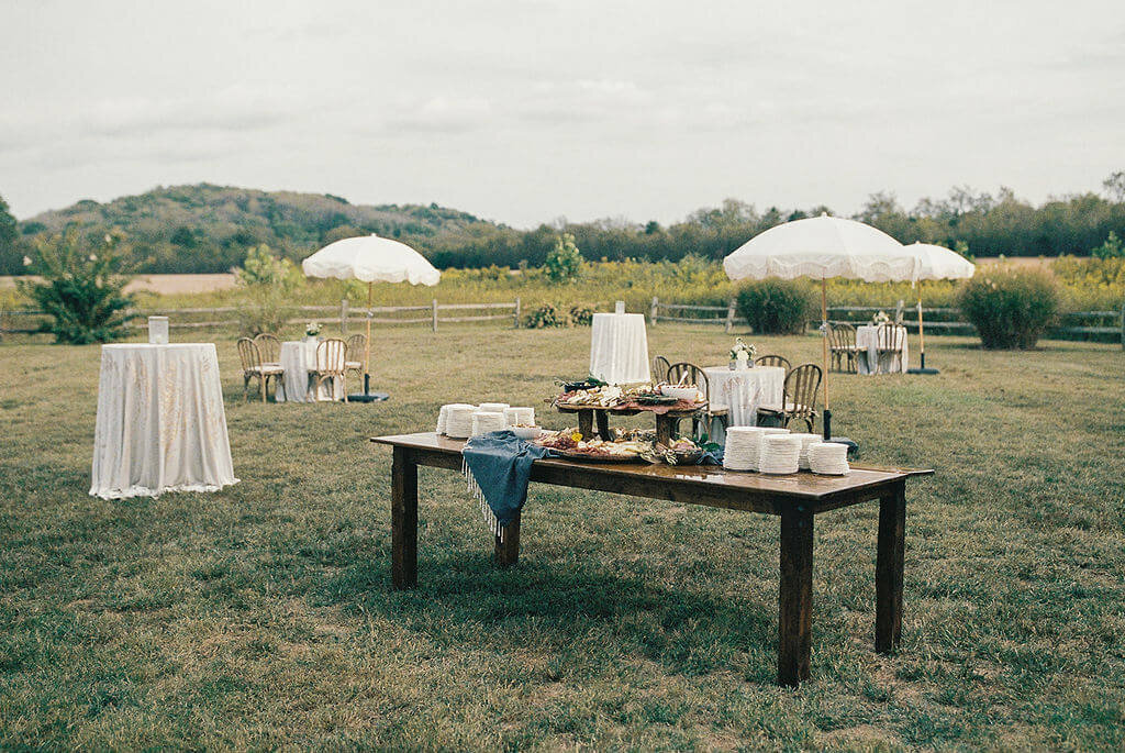 19.elegant-barn-wedding-greenery-gold-modern-vintage-events-southall-meadows