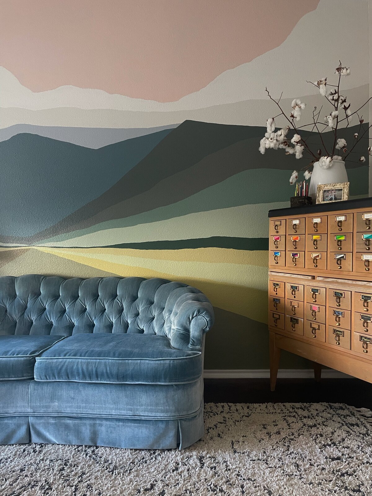 dusti j design living room colorful mural