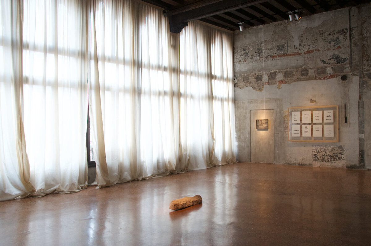 Museum in Venice - Destination Wedding Photographer - Magical Light - Shoot