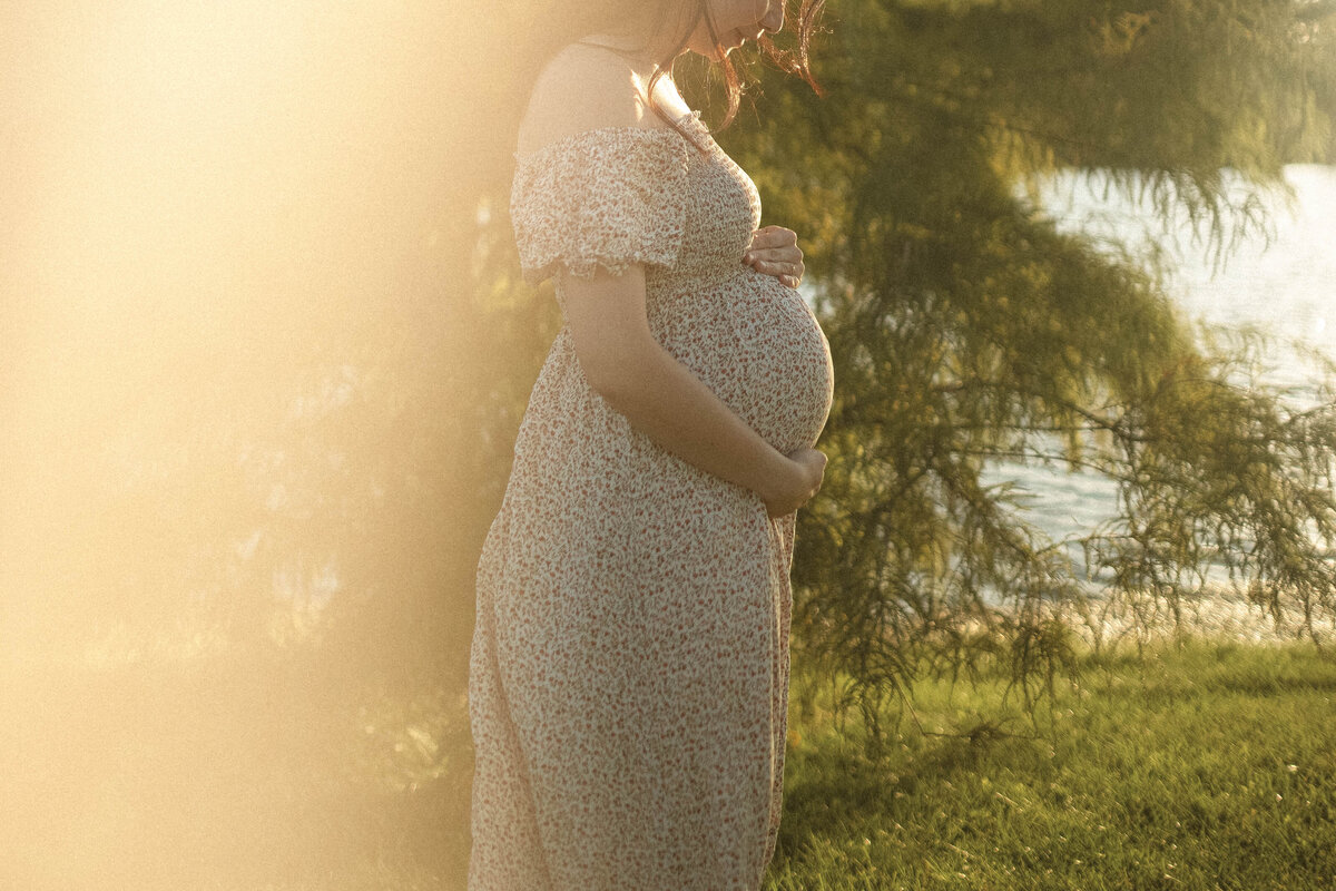 Meghan Hofer Photography Nostalgic and Artful Weddings and Portrait Photographer in Indiana — Maternity Photo 2