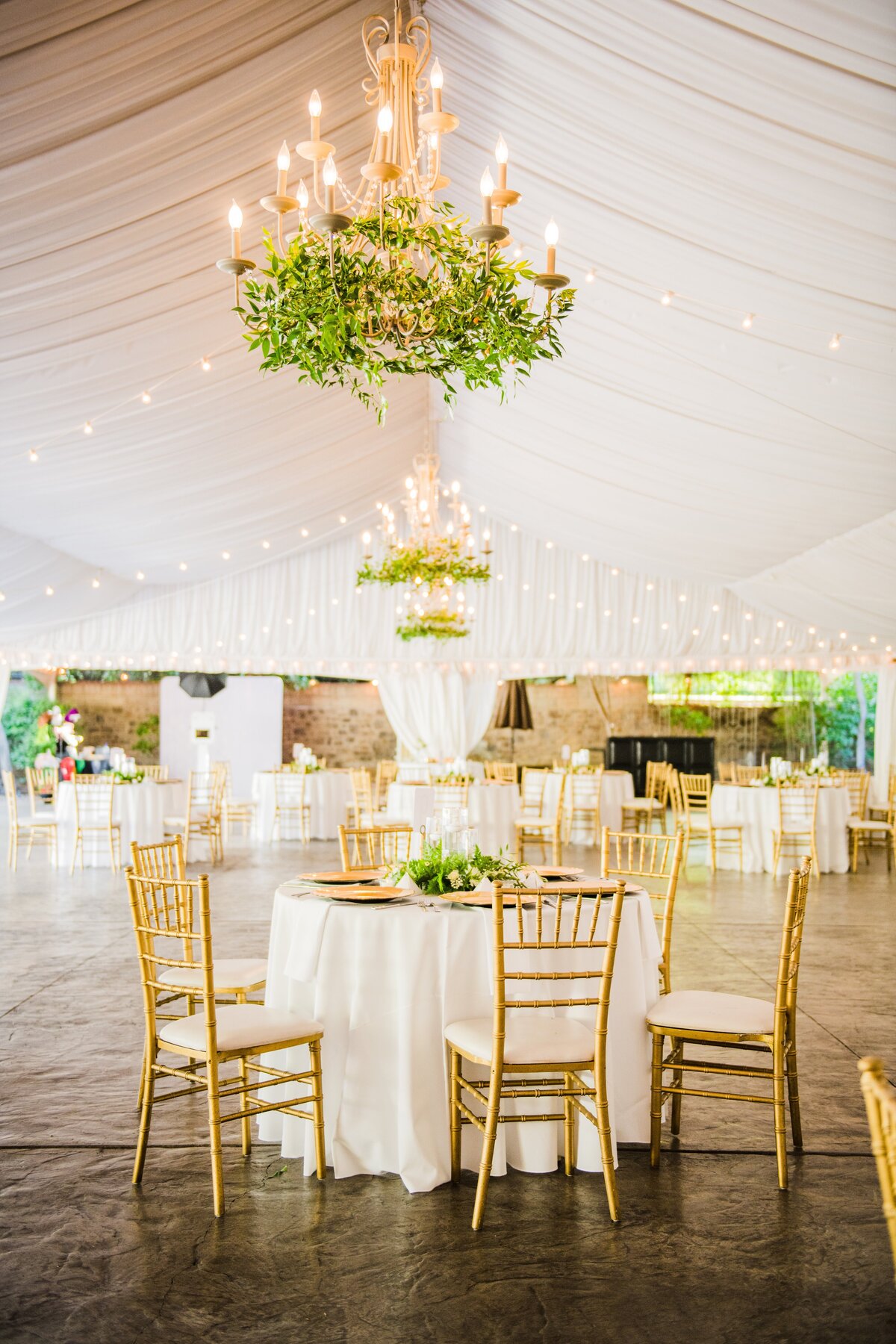 Tablescape table setup decor at Stonebridge Manor wedgewood weddings chandelier