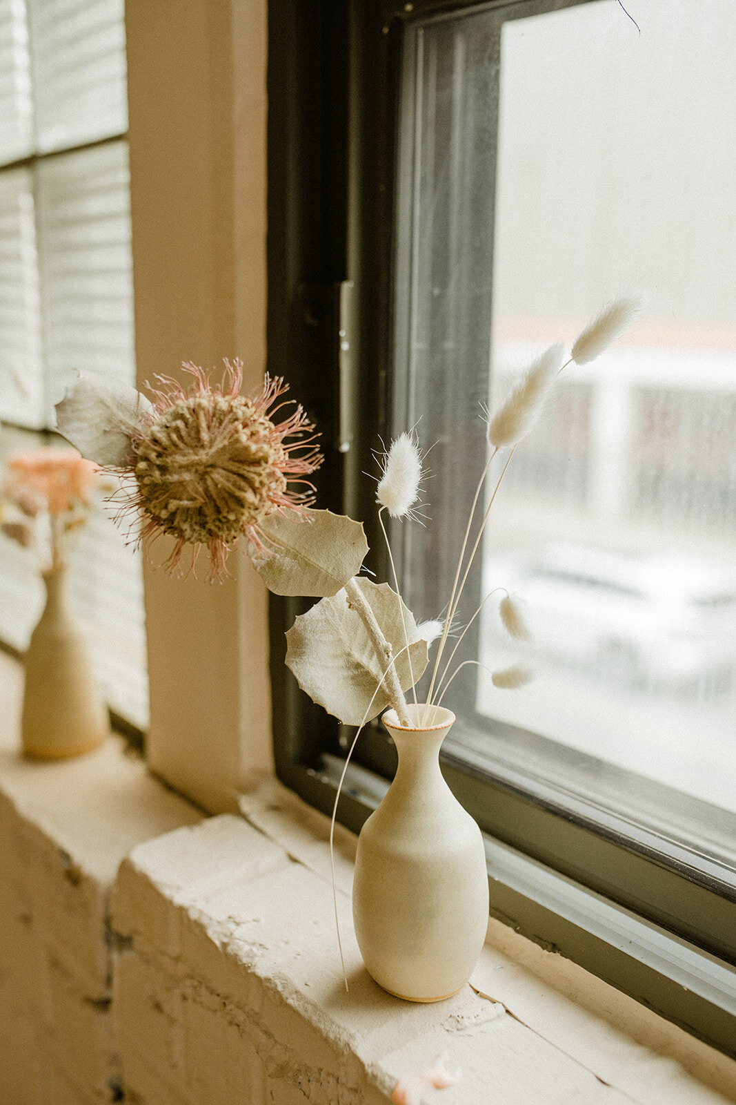 downtown-toronto-junto-studio-nontraditional-cool-modern-wedding-whim-and-willow-photo782