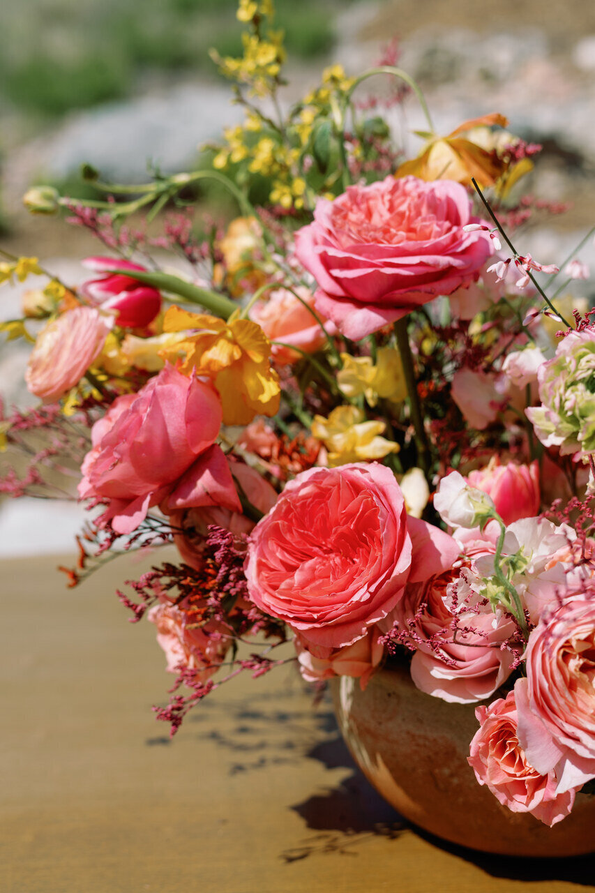 26-colorful-ranch-wedding-max-owens-design