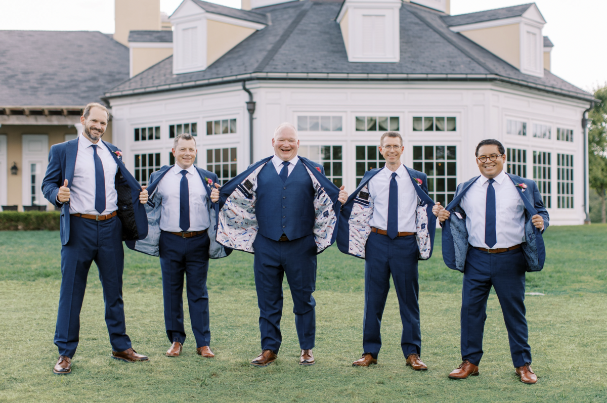 Groomsmen portraits