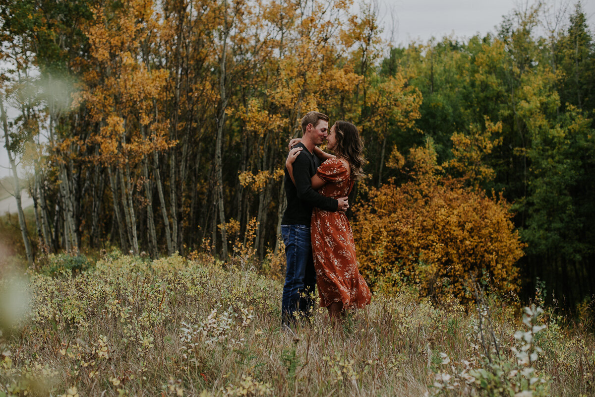 lumy+co_badlands-local-buffalo-jump-engagement-photographer-3