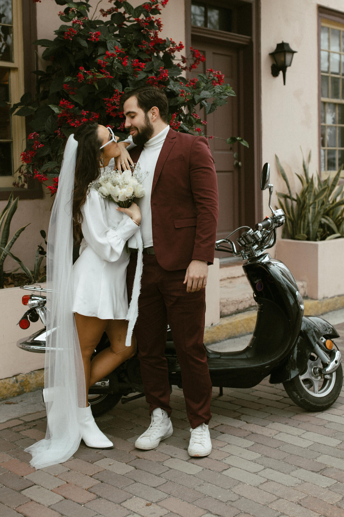 saint-augustine-florida-moped-vespa-elopement-italian-10