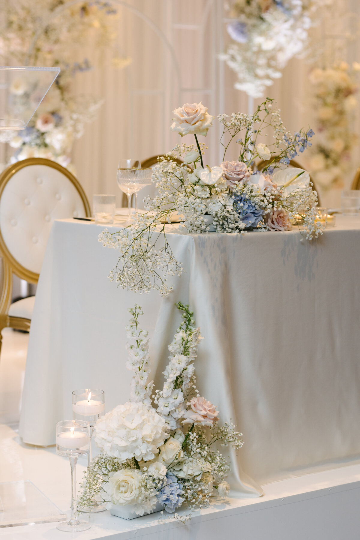 Airy blue wedding flowers