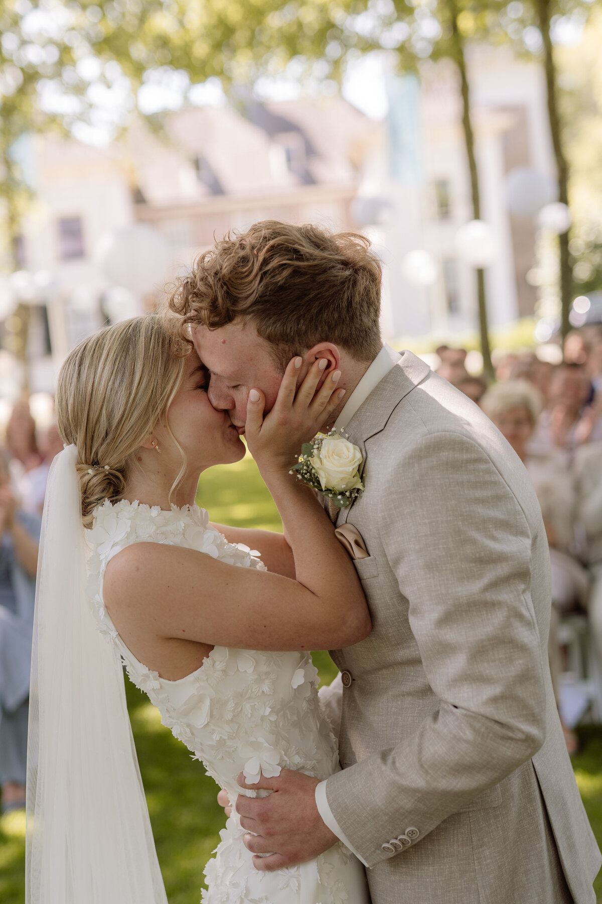 bruiloft-twente-geloften-bruidspaar-trouwen-3