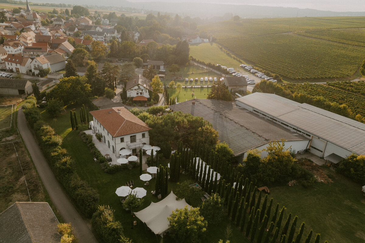 532-LauraSeitzFotografie-Sophia-Patrick-Hochzeit-04082023DJI_0009