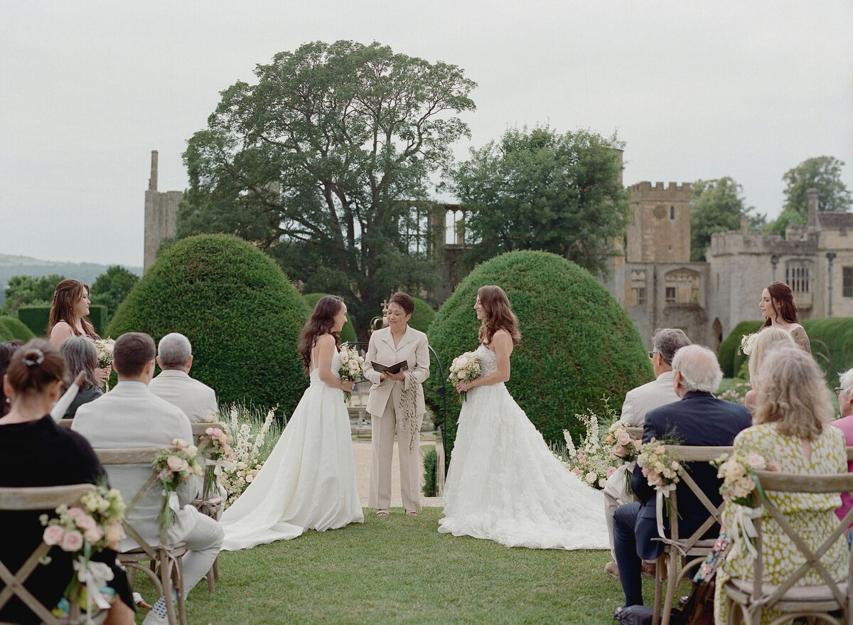 cotswolds-film-wedding-photographer-destination97