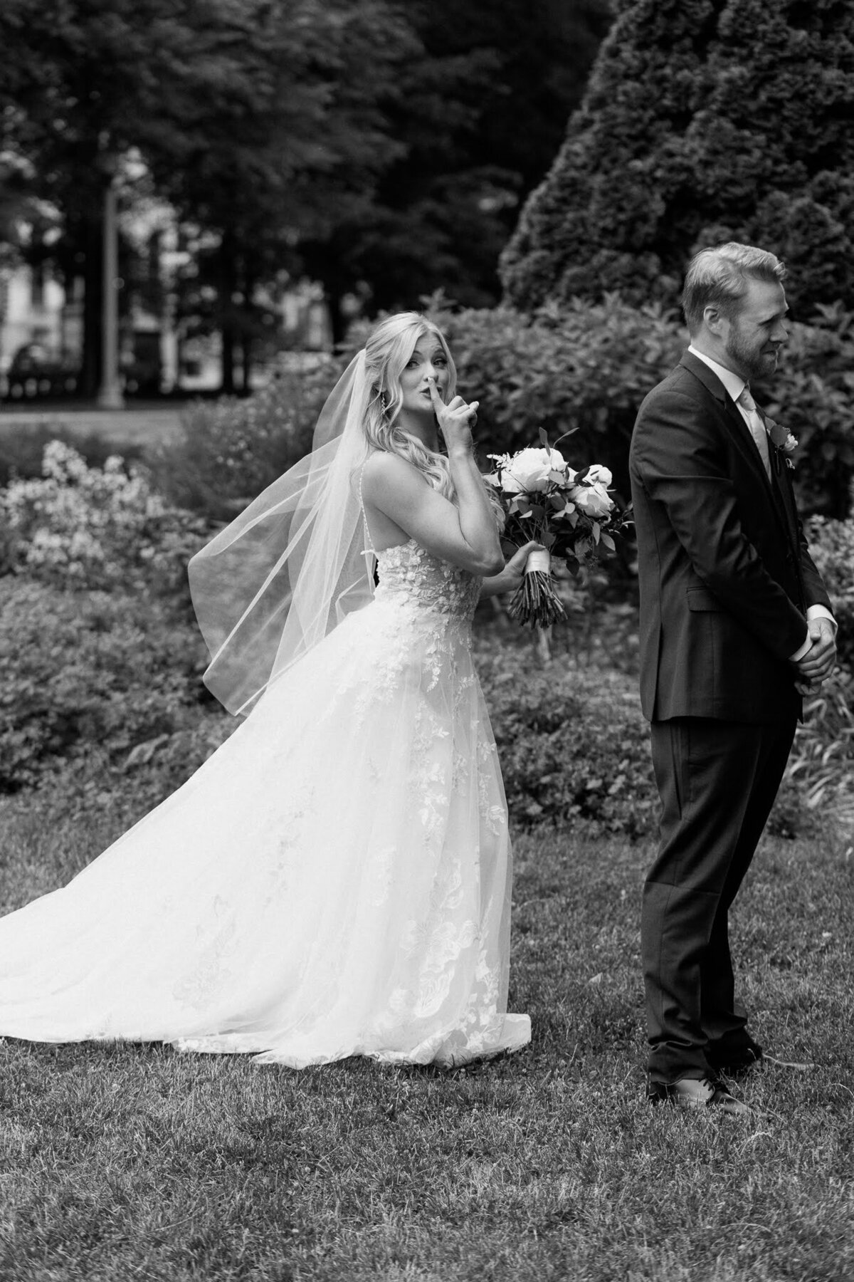 Jack-and-Julia-6.16.2023-Nichole-Babiez-Photography-Chicago-Illinois-wedding-photographer-bridgeport-art-center-downtown-wrigley-building-union-station-couples-wedding-party-portraits-reception-candid-luxury-downtown--17