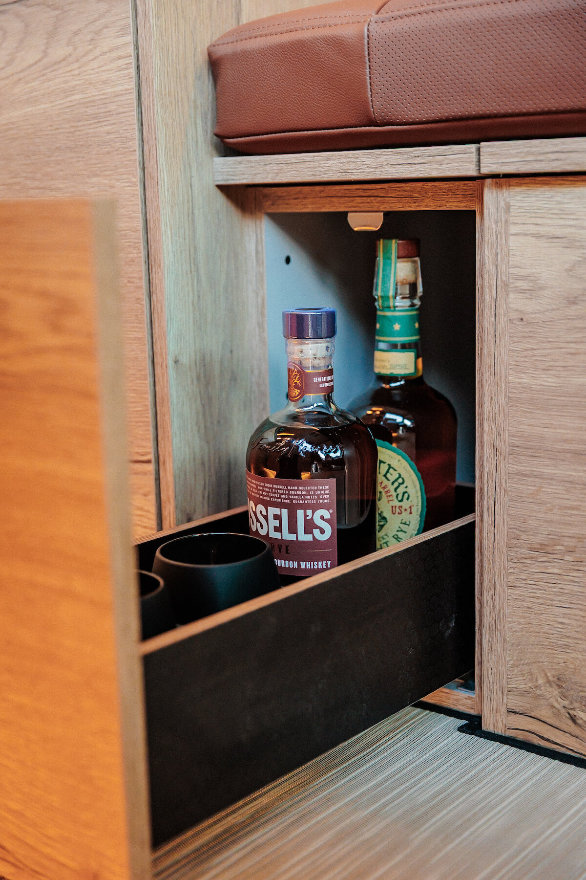 2_SummitSeeker_251013_BMV_#125_SlowFastcreative_2111