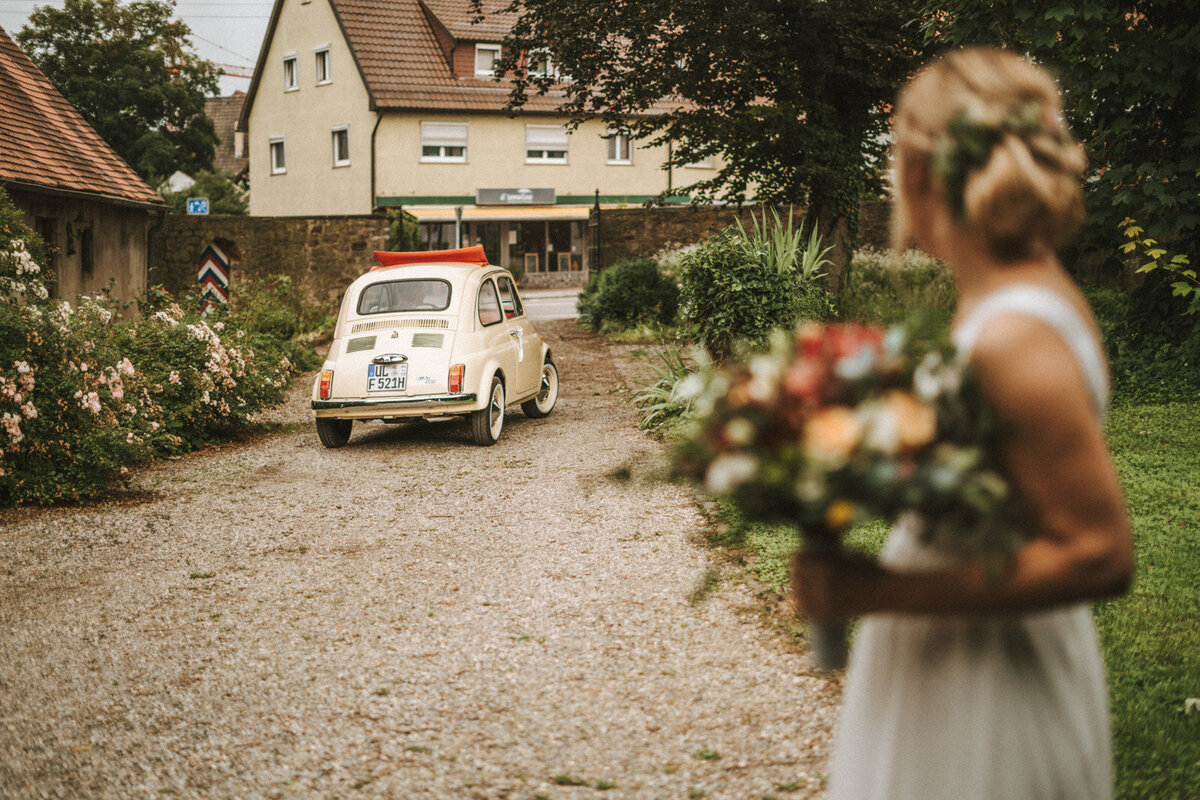 Fotograf-Hochzeit-Freiburg-Brautpaarbilder-Ideen-authentisch-heiraten-in-Freiburg-Hochzeitsfotografie-27