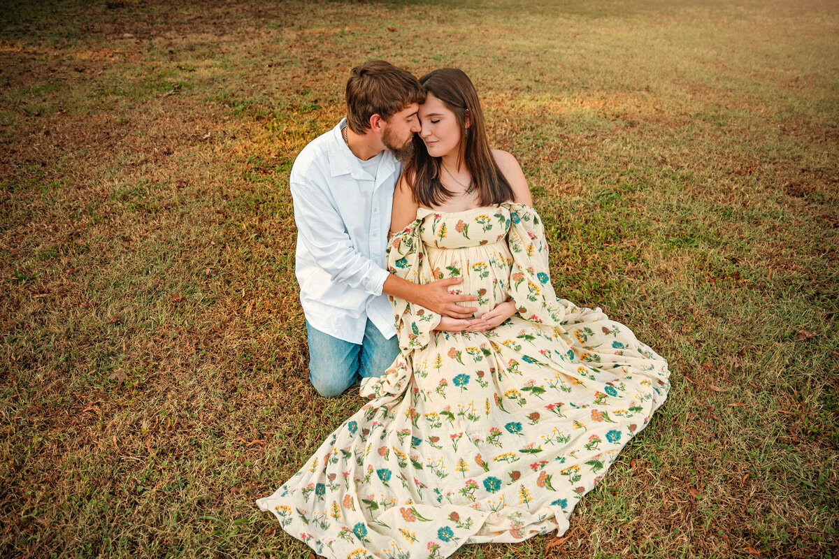 Golden Clover Photography - Maternity Shoot at the Farm-104 copy