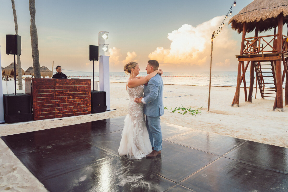 250629-Julie&Alex-ExcellenceRiviera-Wedding-Cancun-Mexico-Previews-Web-174