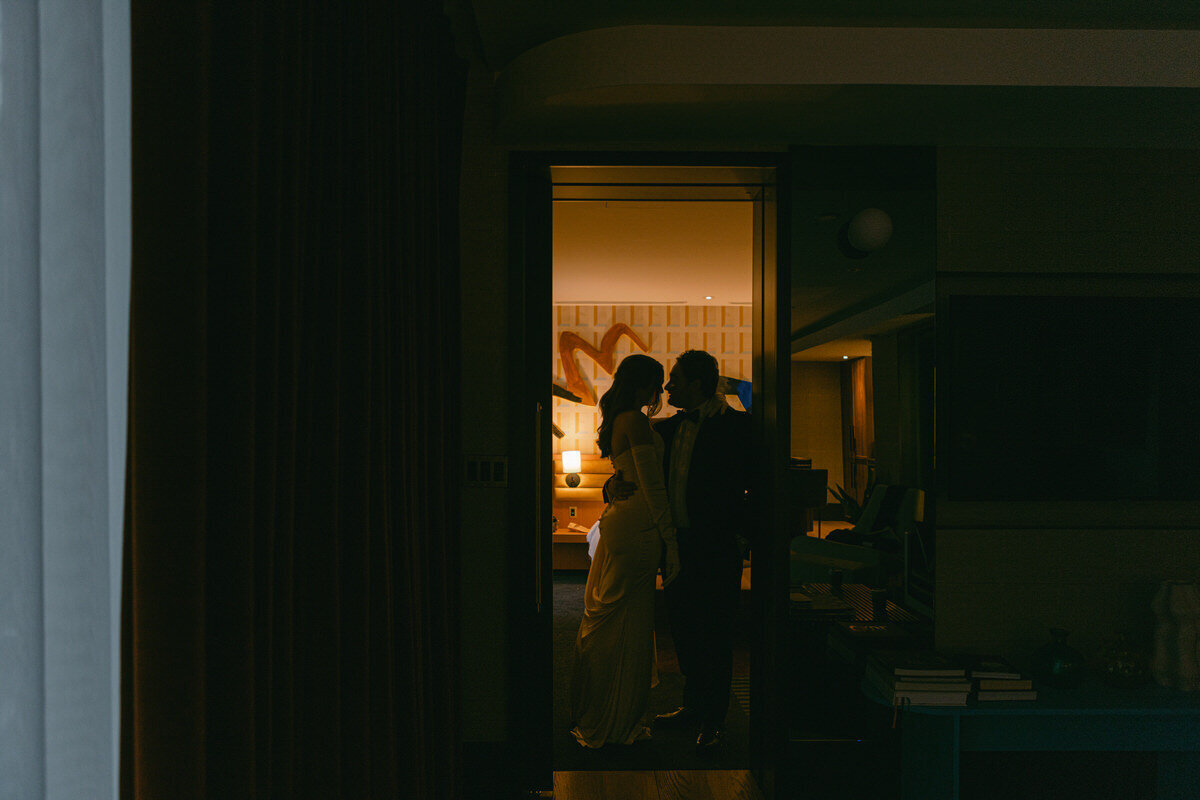 toronto-wedding-photographer-drake-hotel-wedding-066