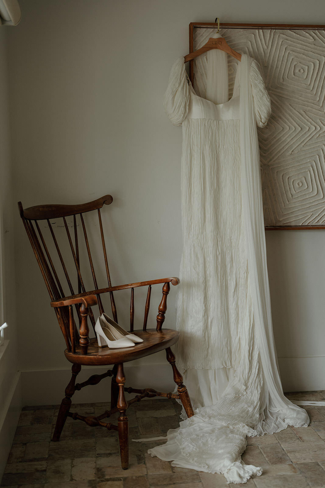 Retro motel chic wedding ceremony at Bodega Los Alamos - 11