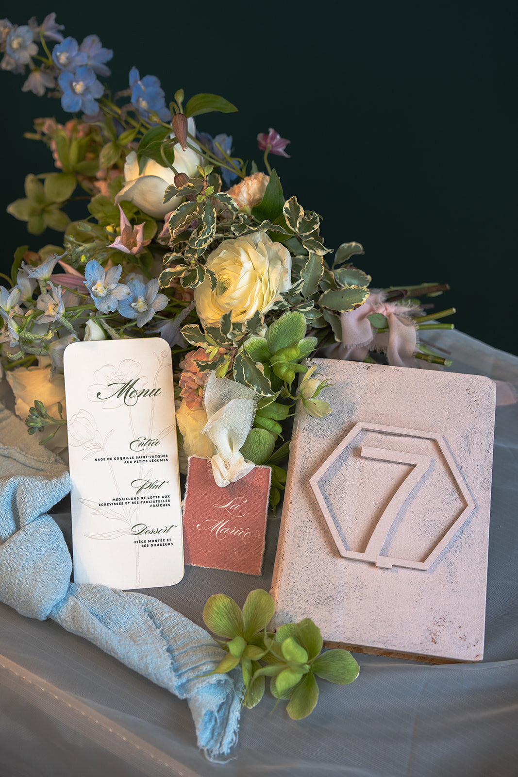shooting-inspiration-aix-en-provence-fleurs-bleu-rose23