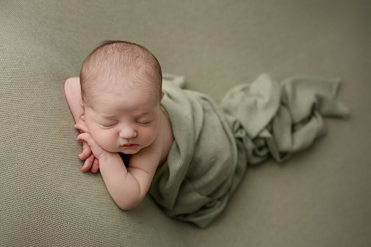 Springfield-Newborn-Photographer-77