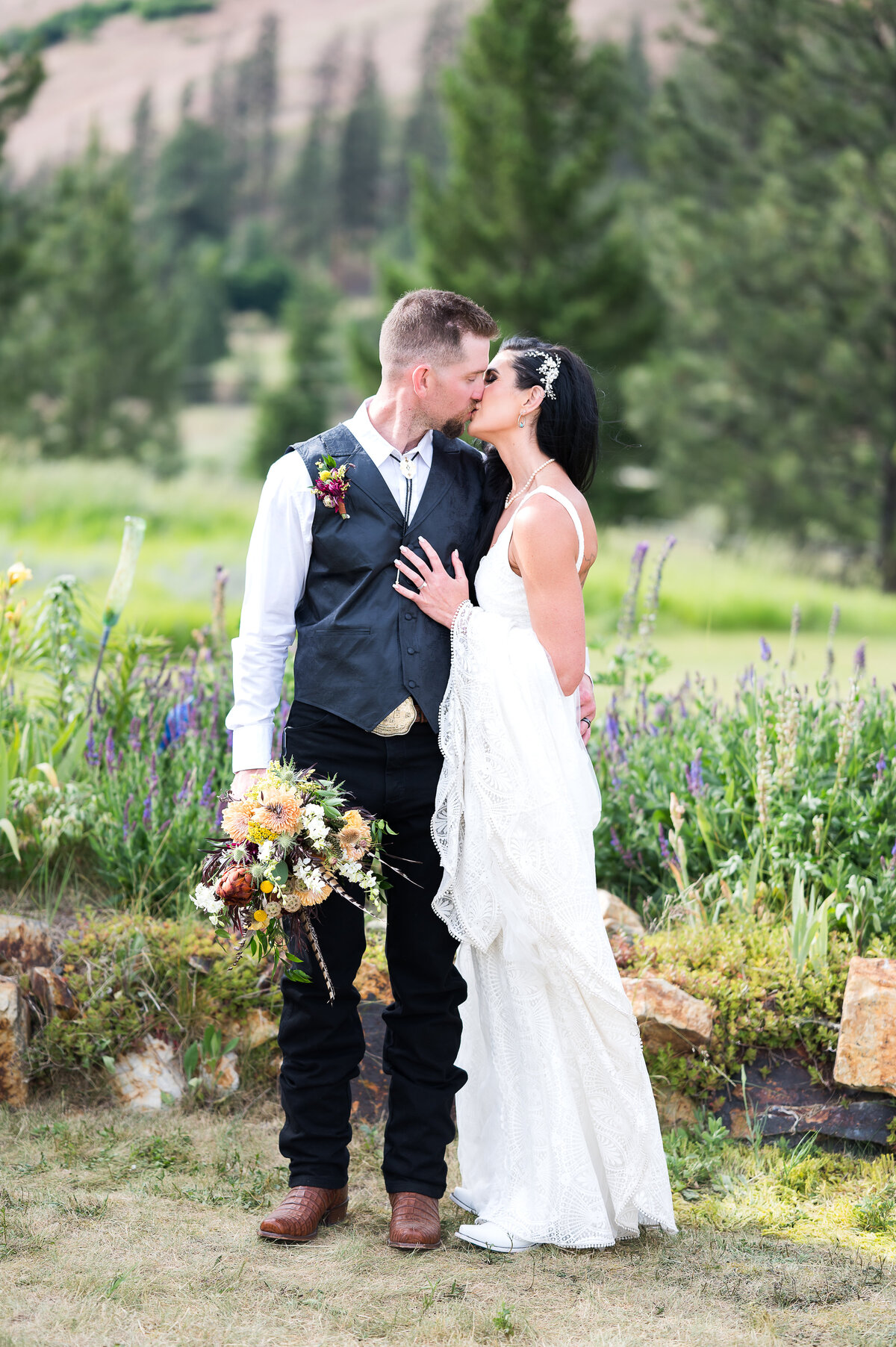 Montana Wedding and Elopement Photographer