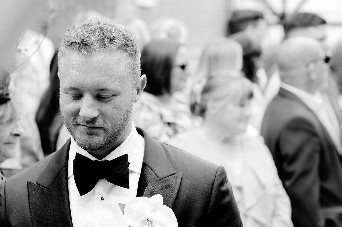 authentic-wedding-photographer-the-ravenswood