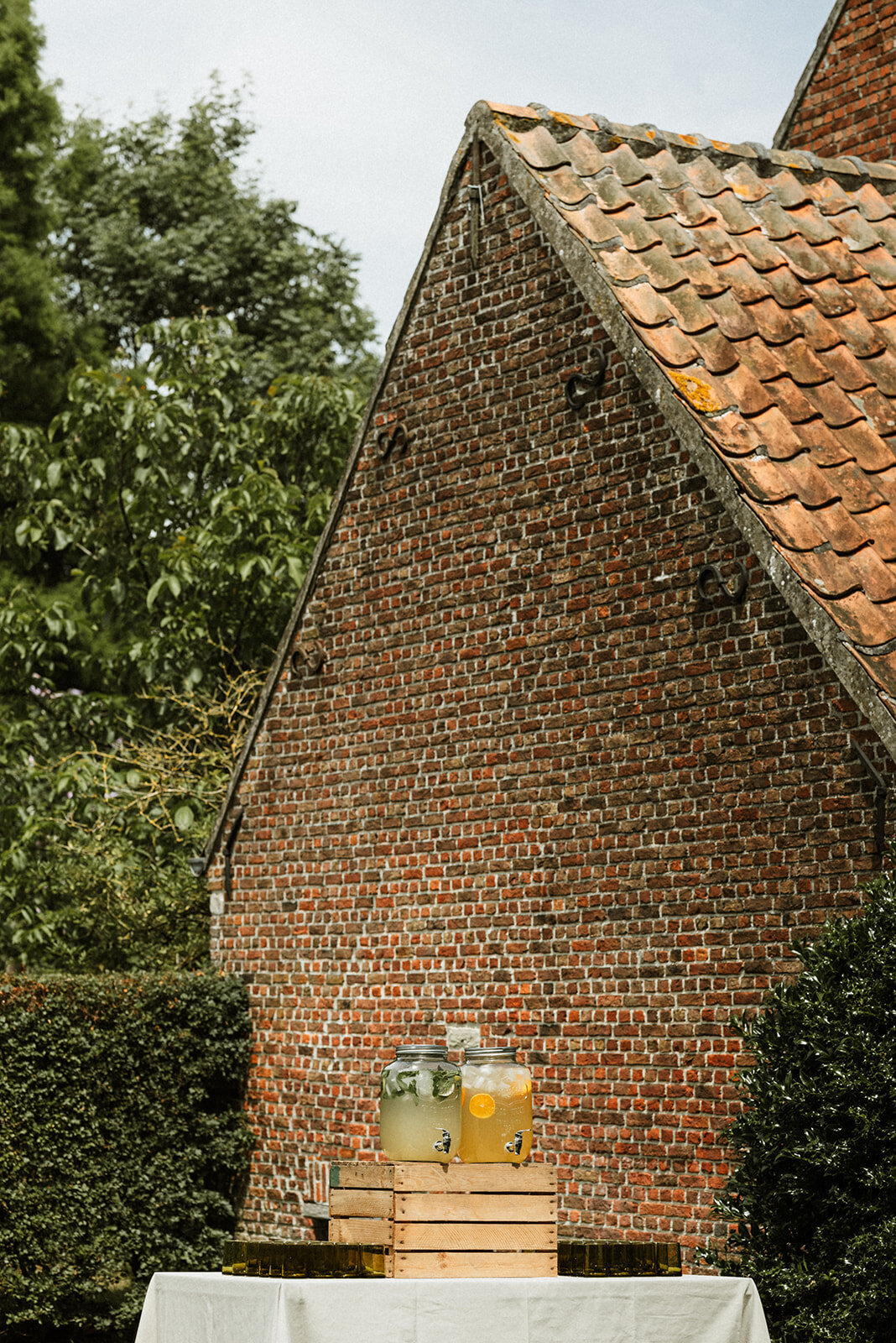 Herentals, salon weddings, moody, authentiek, alternatief trouwen,bruid, 2026, elopent, intiem, spontaan, tijdloos, trouwfotograaf, antwerpen - ceremonie-27