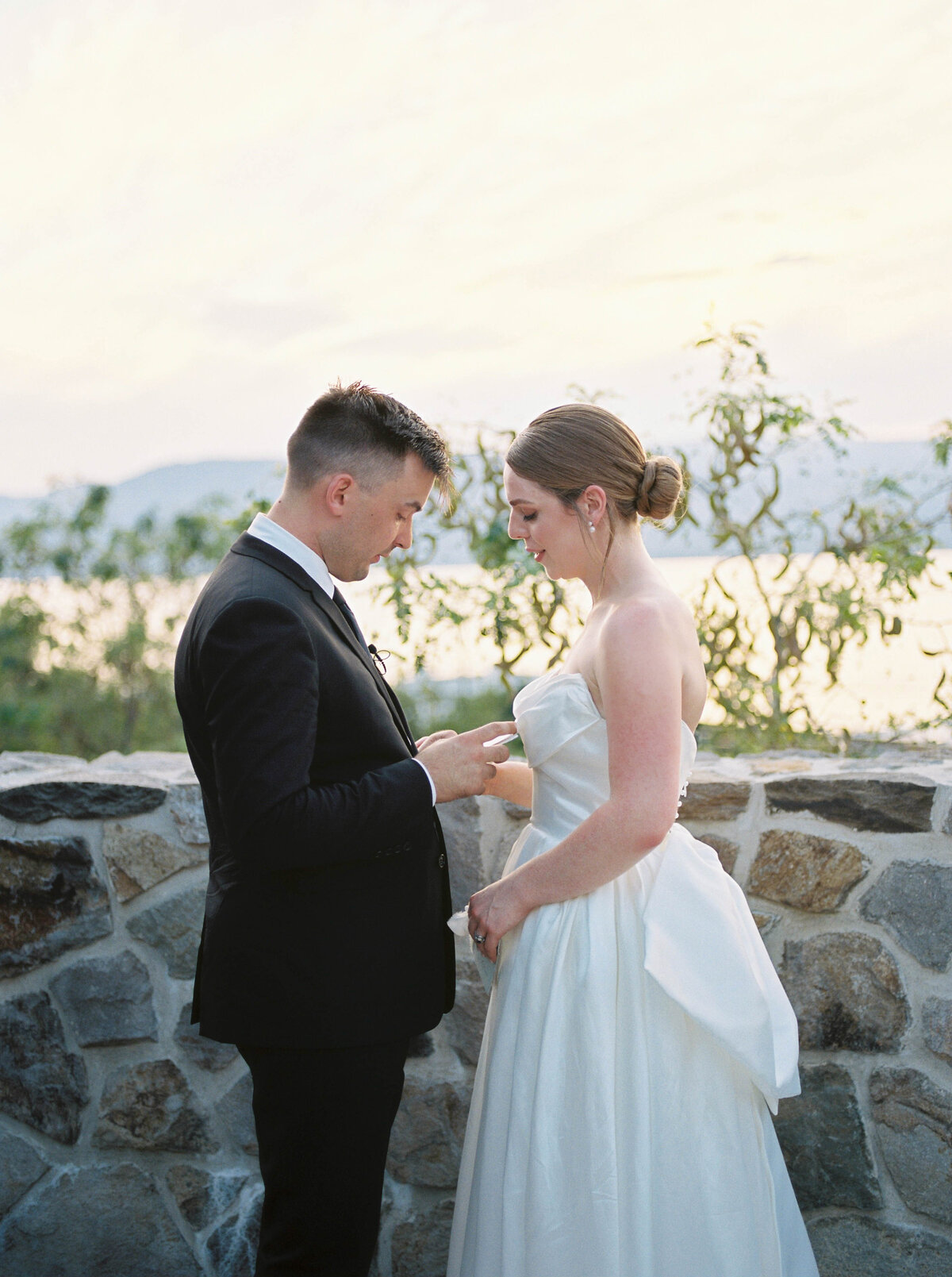 minted-photography-cedar-creek-winery-wedding-bc-122