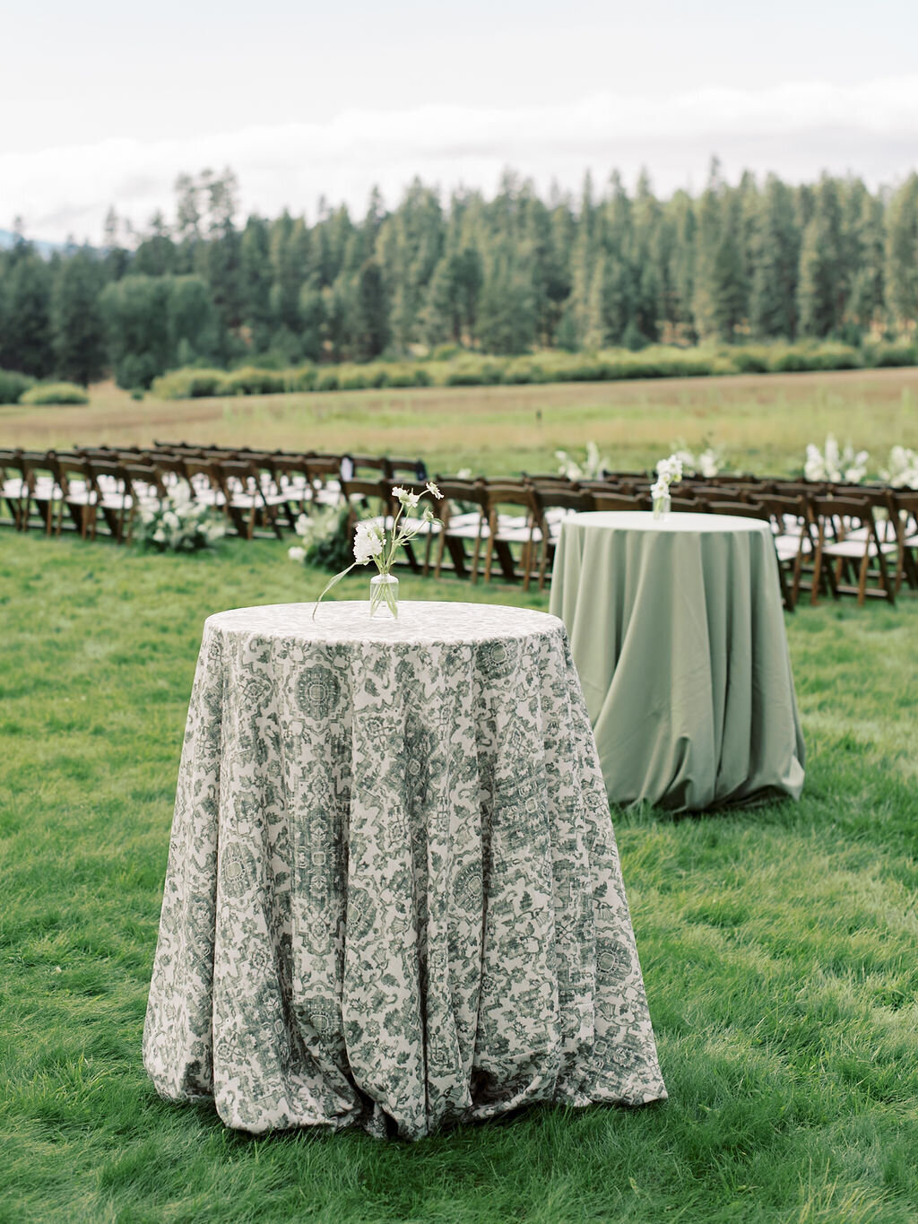 green-linens-cocktail-tables